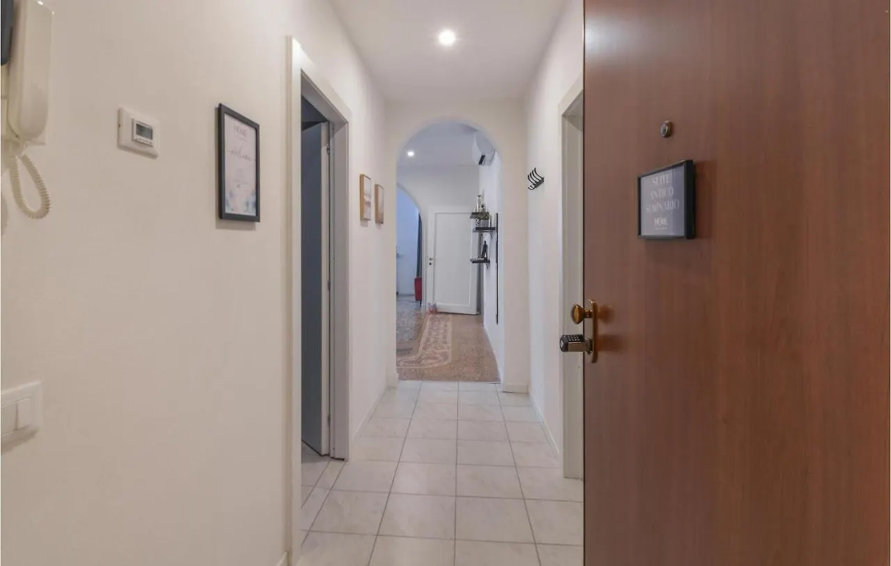 Beautiful Apartment In Verona With Kitchenette
