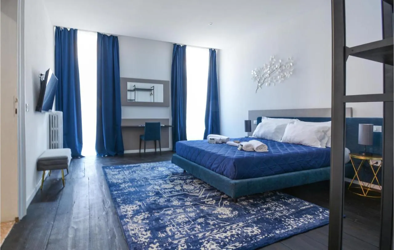 Beautiful Apartment In Verona With Kitchenette