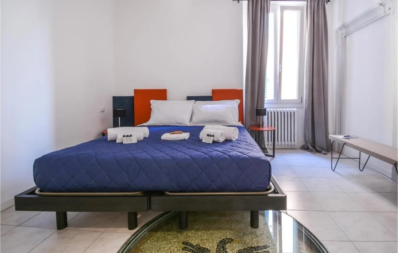 Beautiful Apartment In Verona With Kitchenette